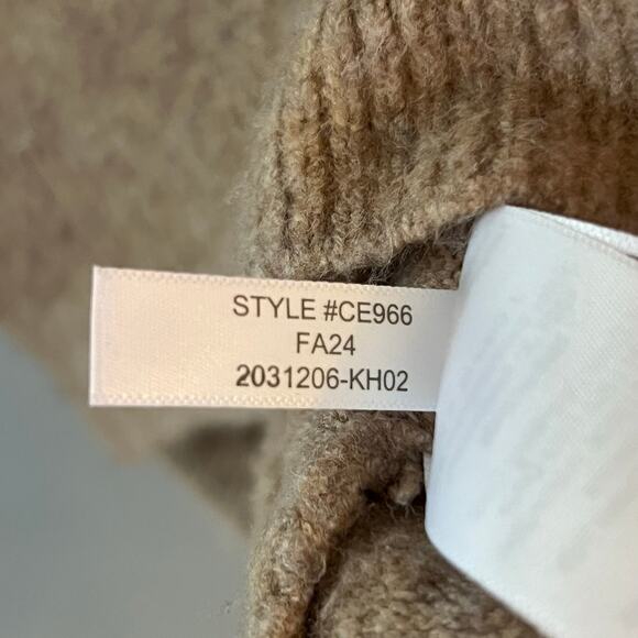 J.Crew Extra-Soft Collared V-Neck Sweater Women’s XS Beige Tan Pullover Wool - Picture 5 of 5